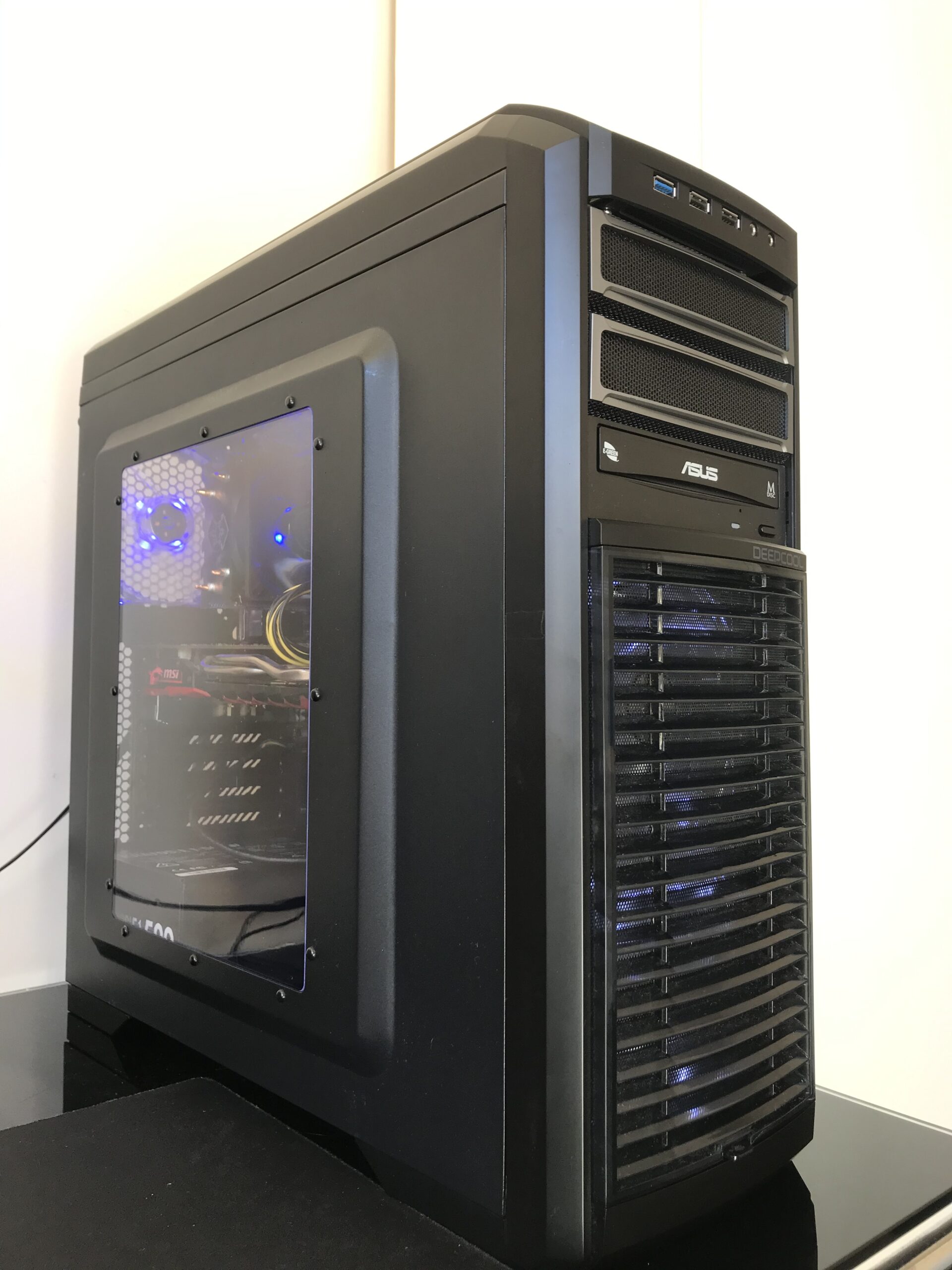 Wooden Gaming Pc With Good Price with Dual Monitor